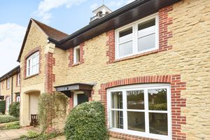 3 Penstones Court- click for photo gallery